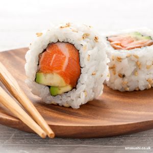 salmon avocado uramaki